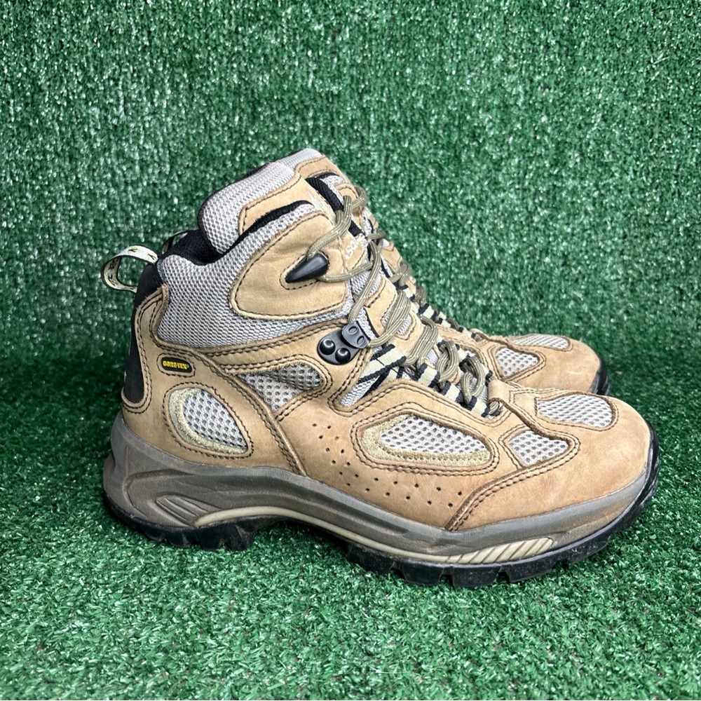 Vasque Breeze 7465‎ Women’s, Size 8 N Vibram Gore-Tex Leather Hiking Boots